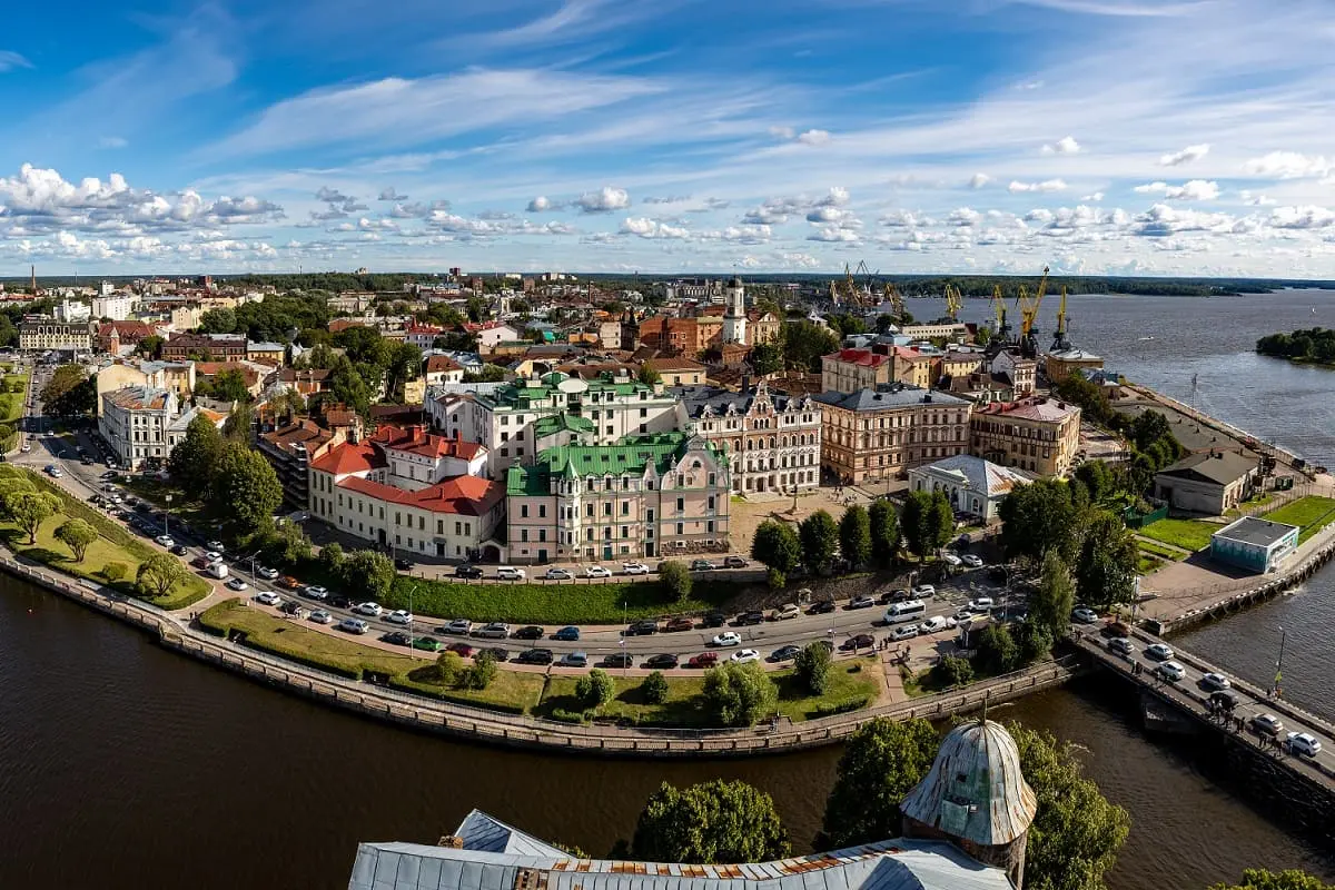 Путешествие в Русскую Финляндию (с 2 ночными переездами)